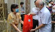 TP HCM: Công nhân, sinh viên, người khó khăn được hỗ trợ chỗ trọ, thực phẩm, tiền mặt...