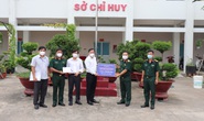 Chánh Văn phòng Thành ủy TP HCM thăm, tặng quà ở Bình Tân