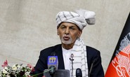 Nga: Tổng thống Afghanistan rời đất nước với những chiếc xe đầy tiền
