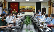 Ngoại giao tìm nguồn vắc-xin nhanh nhất