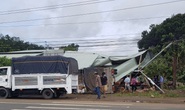 Bình Phước: Xe tải tông sập chốt kiểm soát dịch Covid-19, 1 đại úy công an và tài xế bị thương