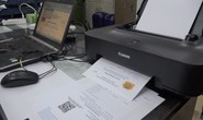 Công an TP HCM tóm gọn băng nhóm làm giấy đi đường giả bán 1-2 triệu đồng/giấy