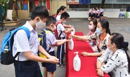 Giảm nỗi lo học phí đầu năm học