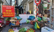 Tiểu thương tràn xuống vỉa hè lập “chợ cóc” giữa trung tâm TP Đà Nẵng