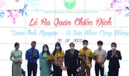 Sinh viên ngành y tình nguyện chống dịch xuyên Tết
