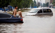 Trung Quốc “trảm” gần 100 quan chức vì để xảy ra thiệt hại nặng do lũ lụt