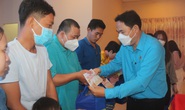 Hàng trăm gia đình công nhân vui Tết sum vầy