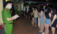 51 nam, nữ thác loạn ma túy trong vũ trường Queen Clup