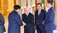 Thủ tướng Phạm Minh Chính cùng lãnh đạo ASEAN tiếp kiến Quốc vương Campuchia