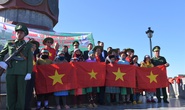Him Lam Land đồng hành Báo Người Lao Động trao tặng 10.000 lá cờ Tổ Quốc cho vùng biên giới Hà Giang