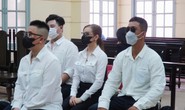 Hình ảnh Trang Nemo và Trần My đến tòa từ sáng sớm