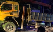 Phóng xe máy nhanh tông vào xe tải, 3 nam thanh niên tử vong tại chỗ