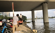 Lập bàn thờ tìm nam thanh niên thì thấy thi thể 1 phụ nữ trên sông Sài Gòn