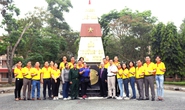 Trường ĐH Cửu Long ra quân tham gia chương trình “Tự hào cờ Tổ quốc - Vòng tay biển đảo”