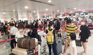 Sân bay Tân Sơn Nhất đông nghẹt,  số hành khách lập kỷ lục