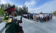 Xúc động tưởng niệm 64 chiến sĩ Hải quân hy sinh tại Gạc Ma