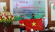 Trao tặng 10.000 lá cờ Tổ quốc cho đồng bào, chiến sĩ tỉnh Đắk Nông