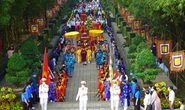 Lãnh đạo TP HCM dâng bánh chưng, bánh dày lên các Vua Hùng