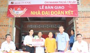 Agribank Tiền Giang trao tặng 5 căn nhà Đại đoàn kết