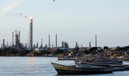 Iran và Venezuela bắt tay hồi sinh trung tâm lọc dầu hàng đầu thế giới