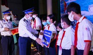 Ươm mầm tình yêu biển đảo