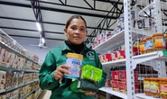 Bất ngờ với siêu thị Việt giữa rừng cao su tại Campuchia