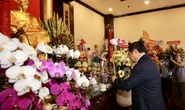 Thủ tướng Phạm Minh Chính dâng hương tưởng niệm Chủ tịch Hồ Chí Minh