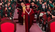 Giám đốc ĐH Quốc gia Hà Nội lên tiếng vụ Hiệu trưởng cầm quyền trượng tại lễ trao bằng tốt nghiệp