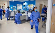 Covid-19 tăng vọt, bệnh viện Anh báo động, Trung Quốc phong tỏa 1,7 triệu dân