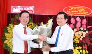 Nguyên Chủ tịch nước Trương Tấn Sang nhận Huy hiệu 50 năm tuổi Đảng