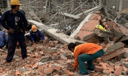 Bình Định: Sập tường nhà xưởng đang xây, 3 người thiệt mạng và 6 người bị thương