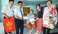 Trường ĐH Cửu Long chúc Tết Mẹ Việt Nam Anh hùng 101 tuổi