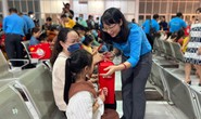 Ấm áp hành trình về quê đón Tết