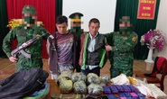 Bắt 2 người nước ngoài vận chuyển 12.000 viên ma túy