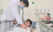 Pháo tự chế phát nổ khiến thiếu niên 14 tuổi bỏng mặt, 2 tay và chân, nghi tổn thương tim