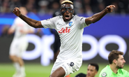 Người dơi Osimhen rực sáng, Napoli đại phá Frankfurt trên đất Đức