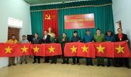 Trao tặng 10.000 lá cờ Tổ quốc tại tỉnh Nghệ An
