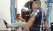 Trưởng văn phòng công chứng bị tung cước vào mặt cầu cứu Thiếu tướng Đinh Văn Nơi