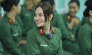 Diễn viên Thùy Anh: “Mẹ lo tôi ế vì sống quá bừa bộn”