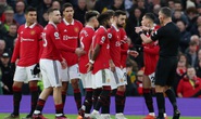 Thắng chật vật Crystal Palace, Man United vào Top 3 Ngoại hạng Anh