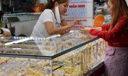 Giá vàng hôm nay 11-3: Tăng dữ dội