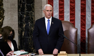 Cựu phó tướng Pence làm điều hiếm thấy với cựu Tổng thống Trump