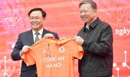 Chủ tịch Quốc hội thăm, động viên CLB Công an Hà Nội