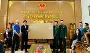 Leng Su Sìn mùa hoa ban nở