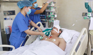 Vụ xe điên tông xe máy: Mẹ bé gái 3 tuổi bị chấn thương nặng