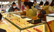 Giá vàng hôm nay 15-5: Vàng SJC tiếp tục giảm