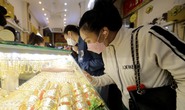 Giá vàng hôm nay 21-5: Đồng USD tăng mạnh sẽ “nhấn chìm” vàng?
