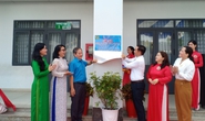 Gắn biển công trình chào mừng đại hội Công đoàn các cấp