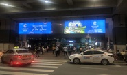 2 người đàn ông mang chất lạ theo chuyến bay Phú Quốc - Hà Nội bị an ninh phát hiện