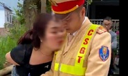 Đòi hôn CSGT đến chết, người phụ nữ ở Thanh Hóa lĩnh 20 tháng tù